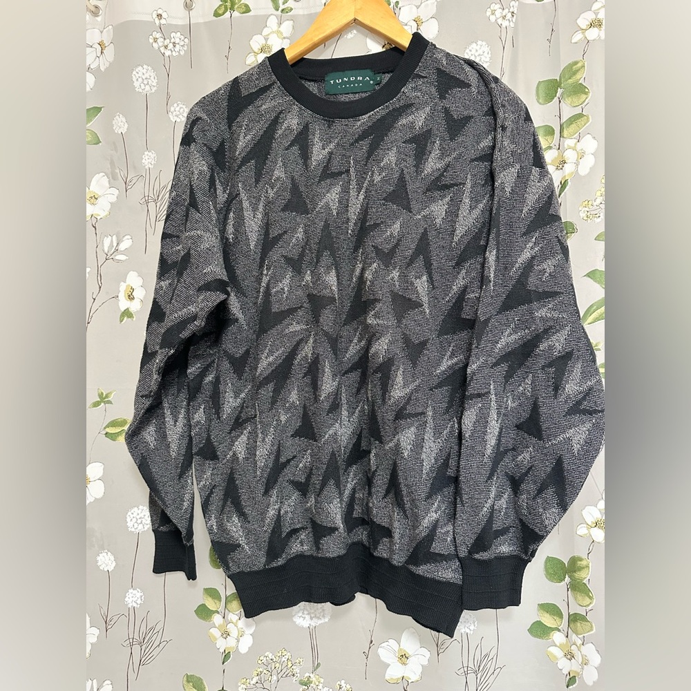 VTG Tundra Men's Blue/Black Geometric Sweater M